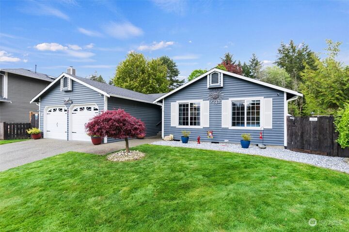 Property Photo:  26012 189th Avenue SE  WA 98042 