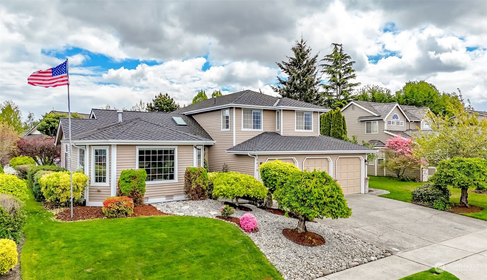 Property Photo: 5419 23rd Avenue NE WA 98422