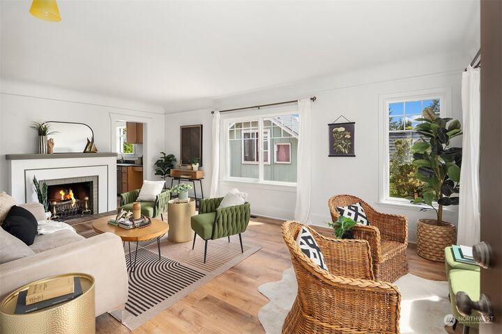 Property Photo: 3864 34th Avenue SW WA 98126