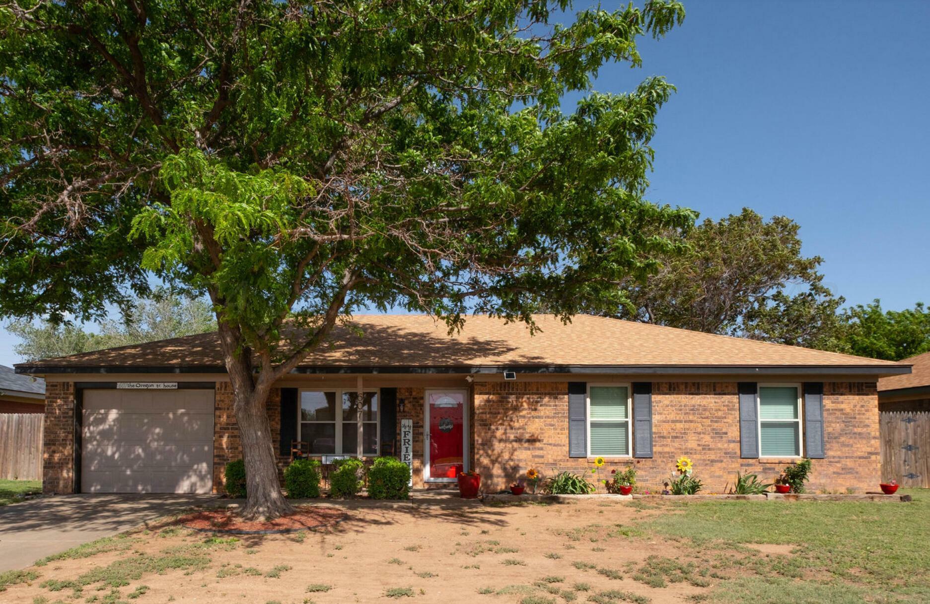 Property Photo:  607 Oregon Trail  TX 79015 