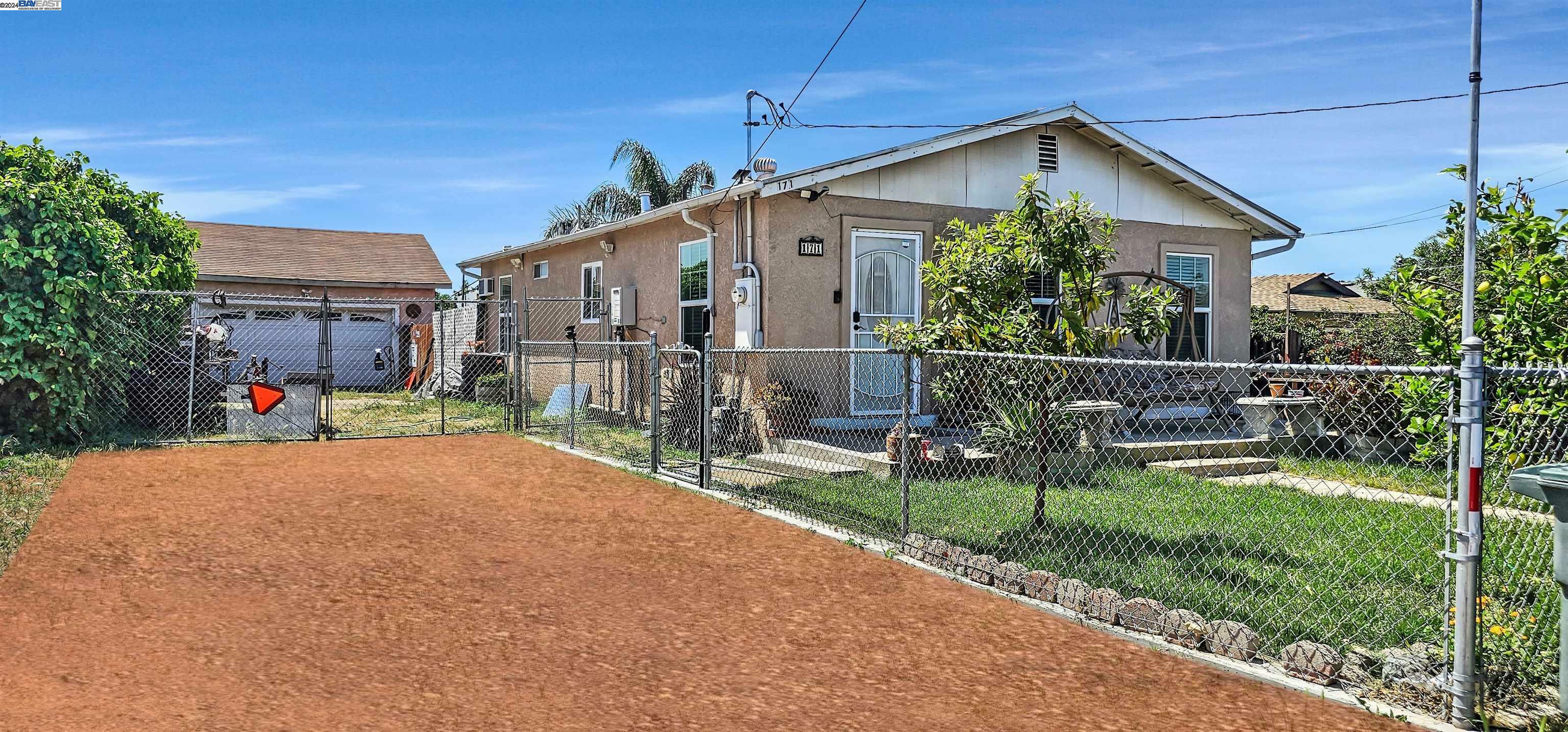 Property Photo:  171 E Sims Rd  CA 94513 