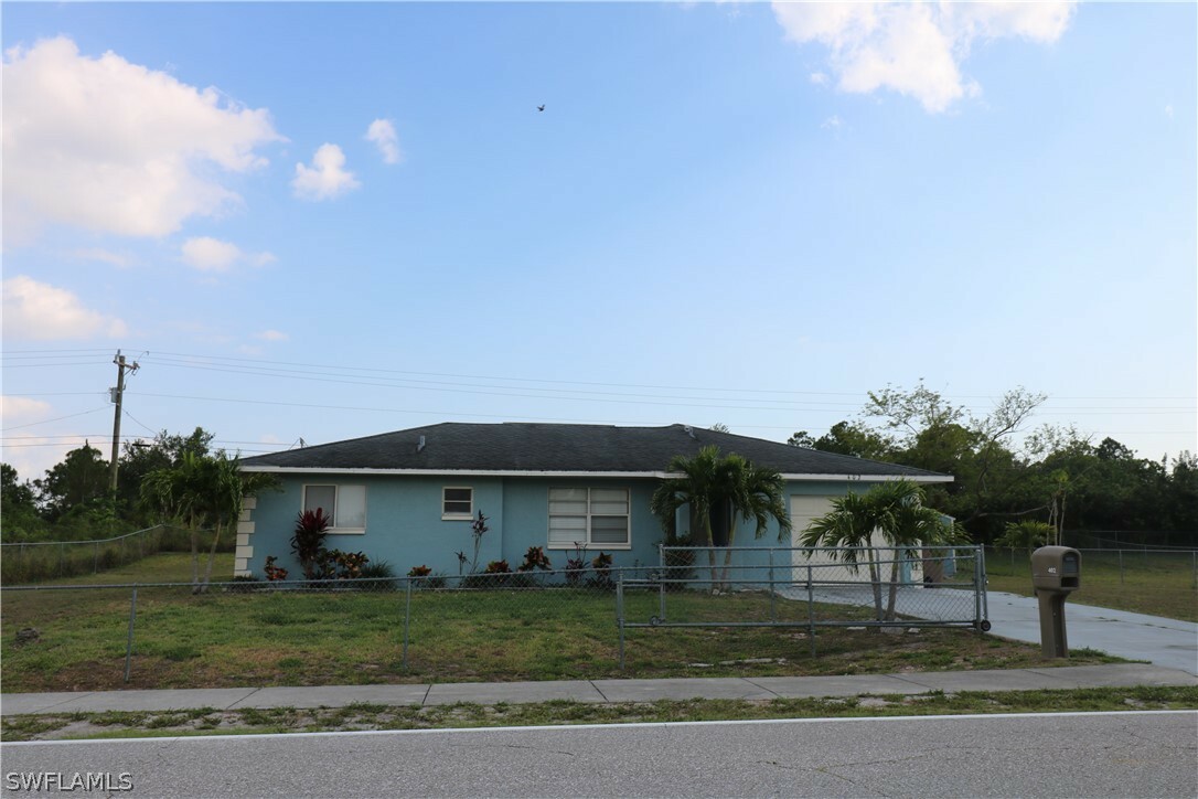 Property Photo:  402 Arthur Avenue  FL 33936 