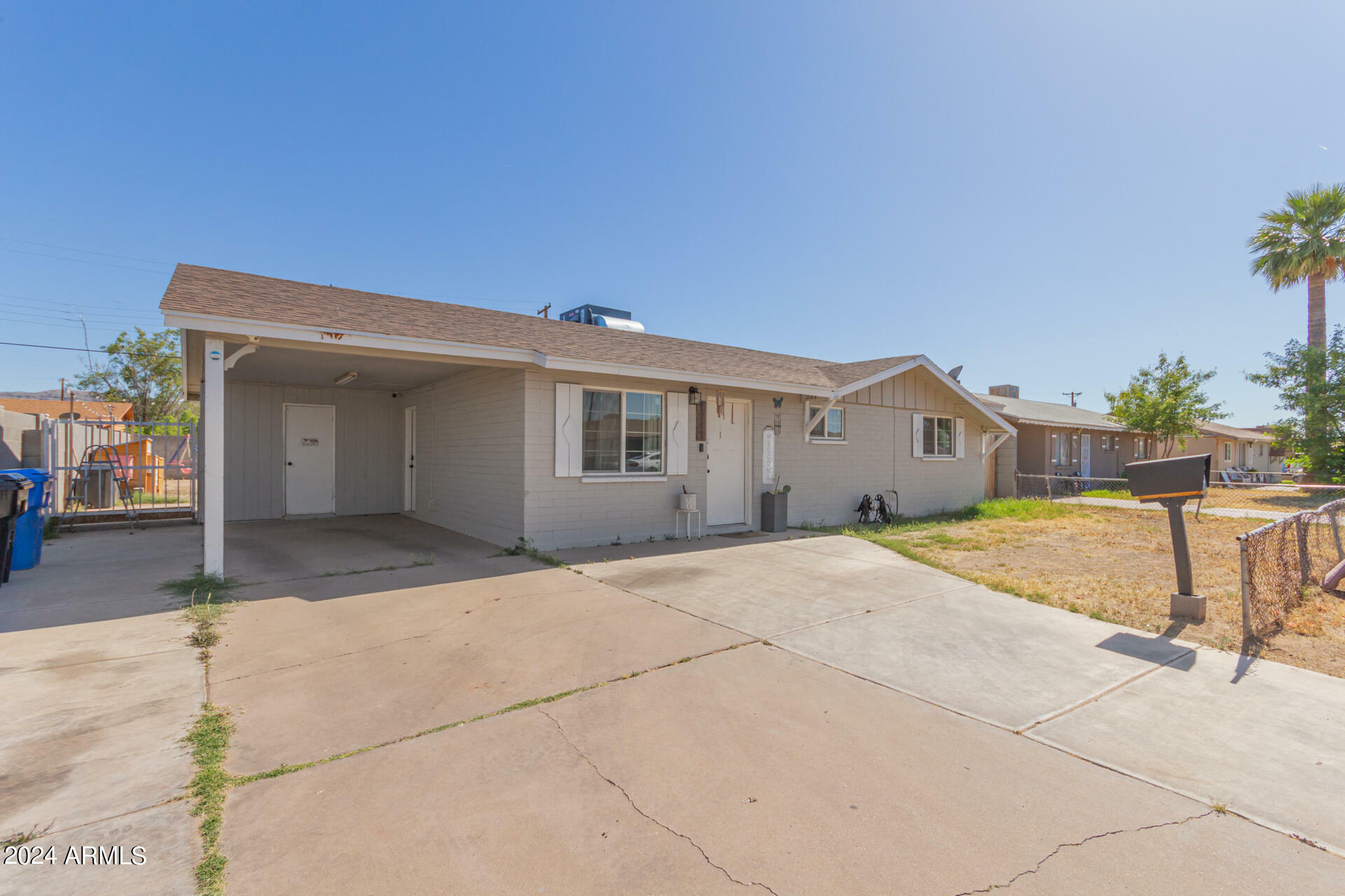 Property Photo:  1741 E Chambers Street  AZ 85040 