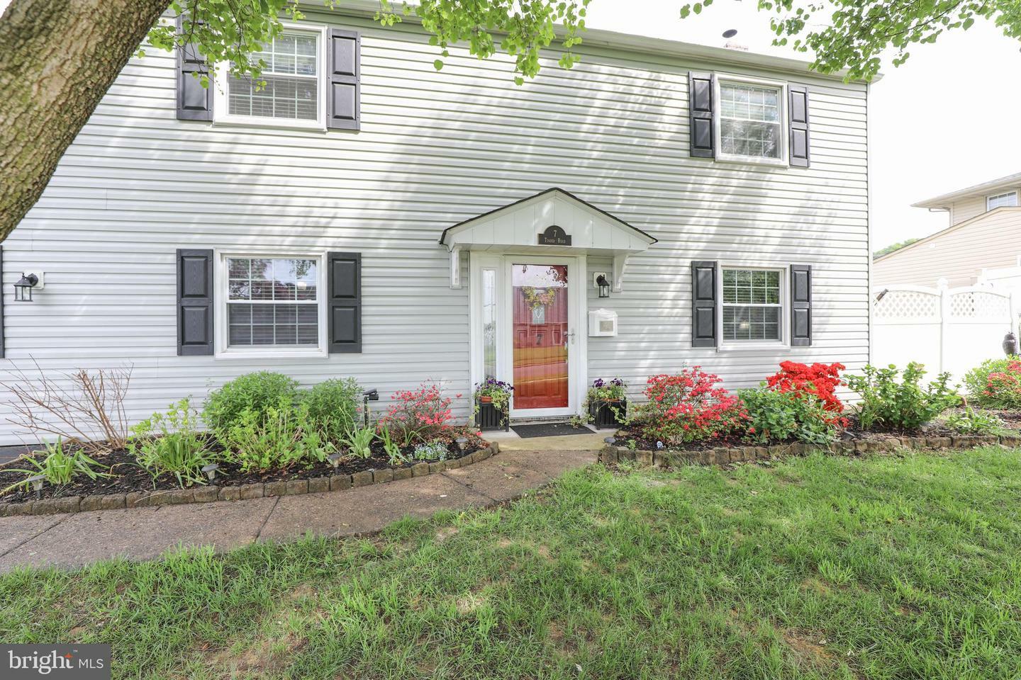 Property Photo:  7 Tinder Road  PA 19056 