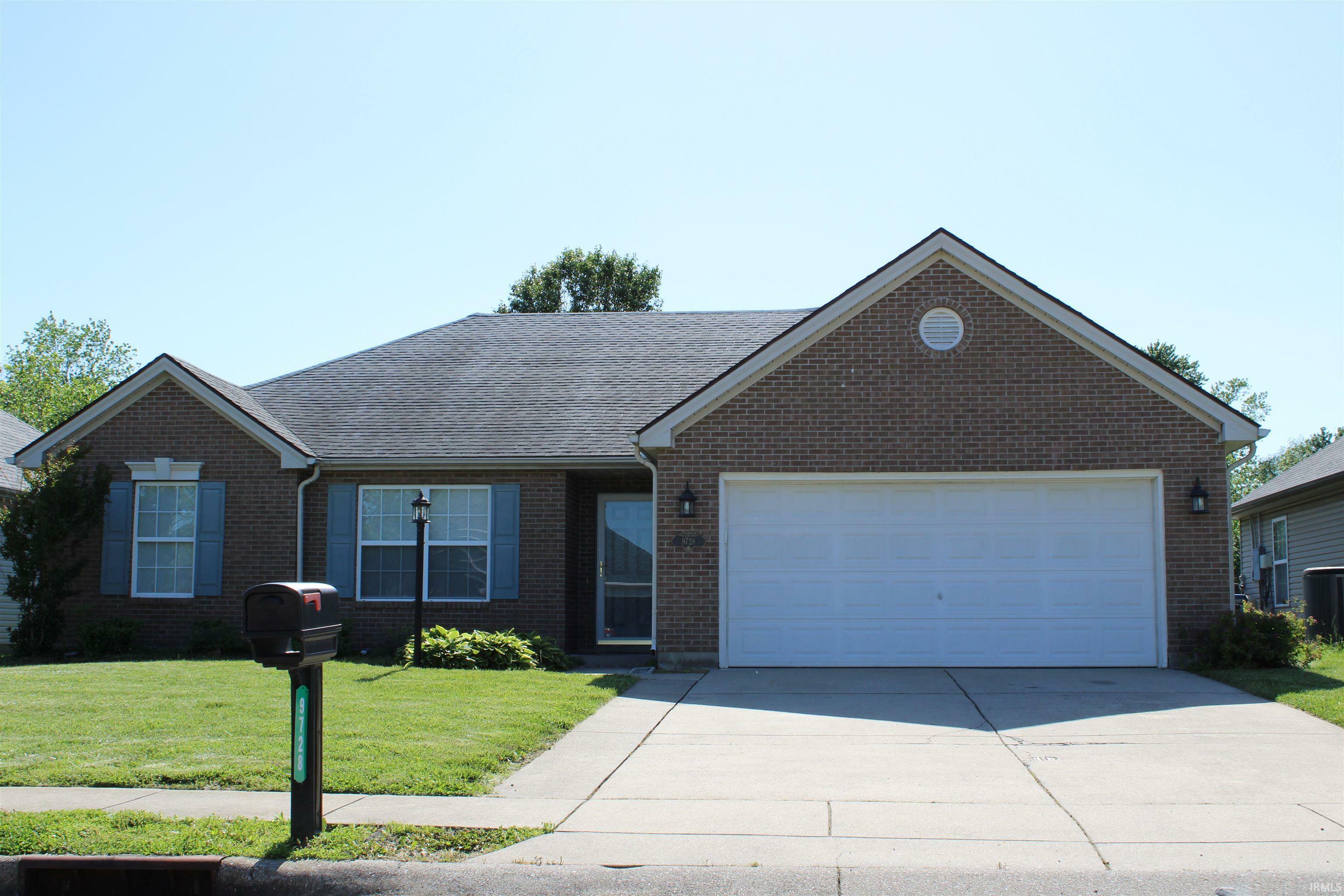 9728 Clippinger Road  Evansville IN 47725-8068 photo