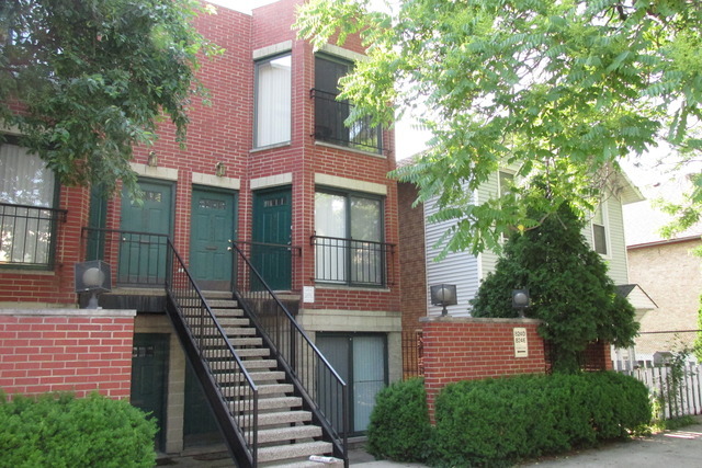 Property Photo:  824 S Leavitt Street B  IL 60612 