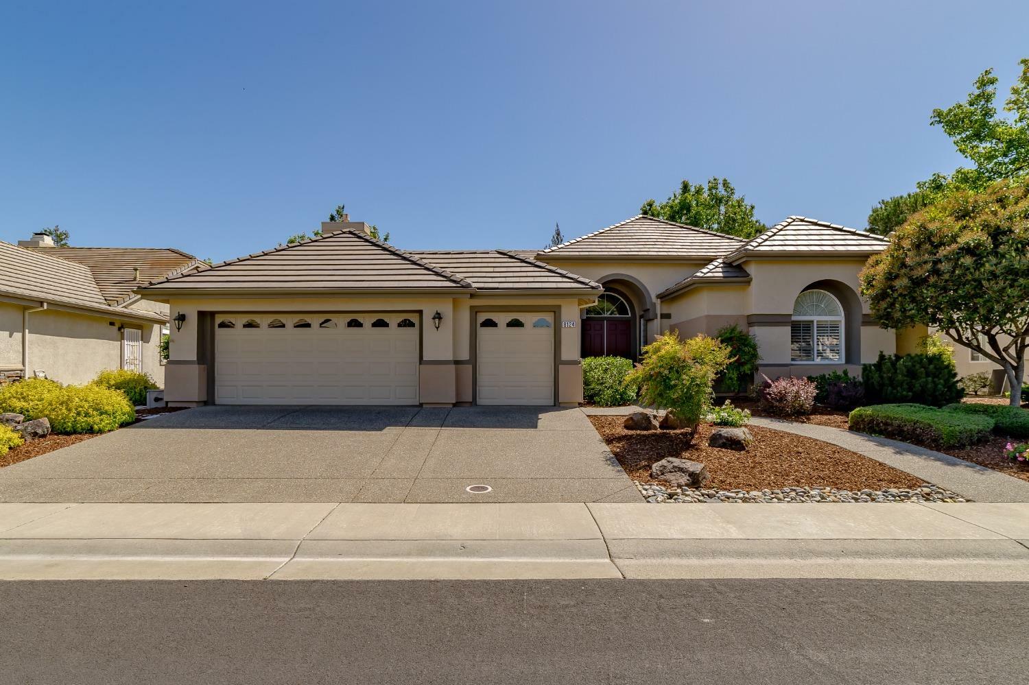 Property Photo:  8124 Stagecoach Circle  CA 95747 