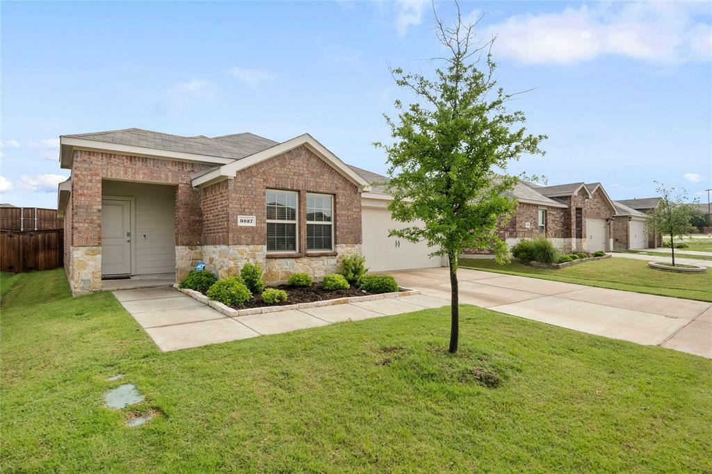 Property Photo:  3027 Sweetwater Trail  TX 75126 