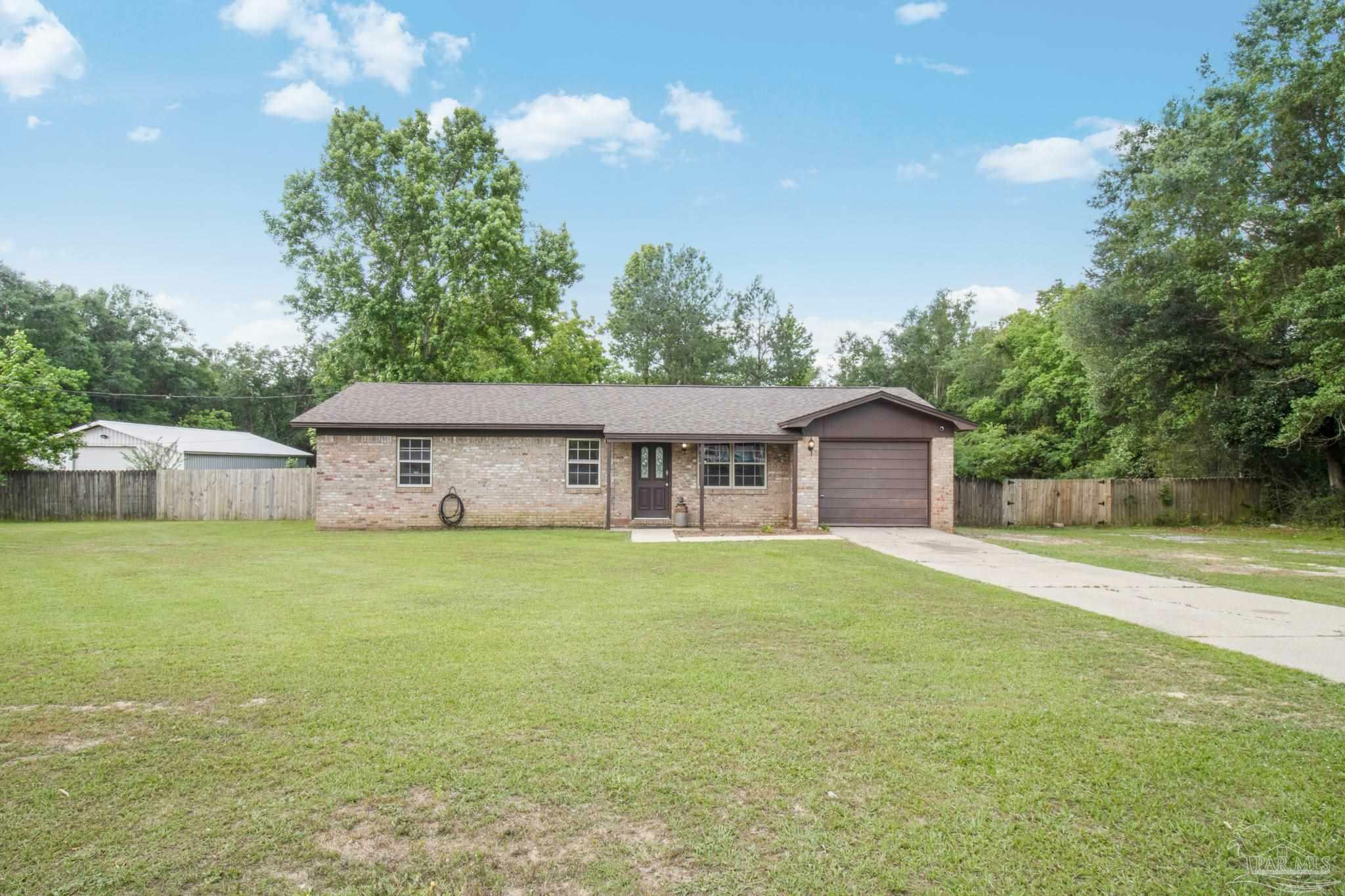 Property Photo:  1667 Williams Ditch Rd  FL 32533 