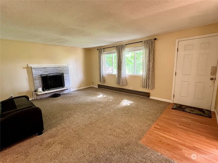 Property Photo:  31918 108th Avenue SE  WA 98092 