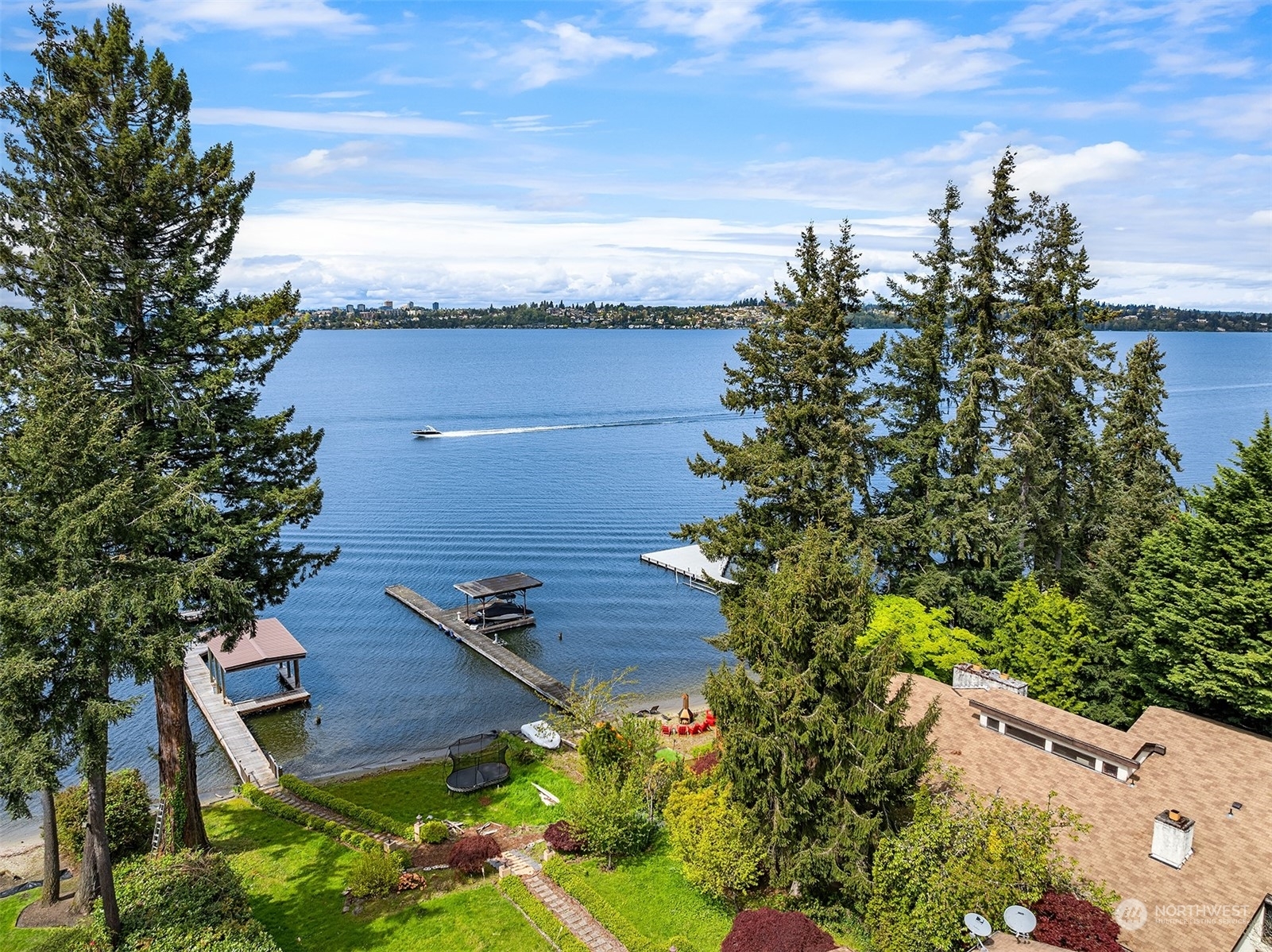 Property Photo:  3409 Evergreen Point Road  WA 98039 