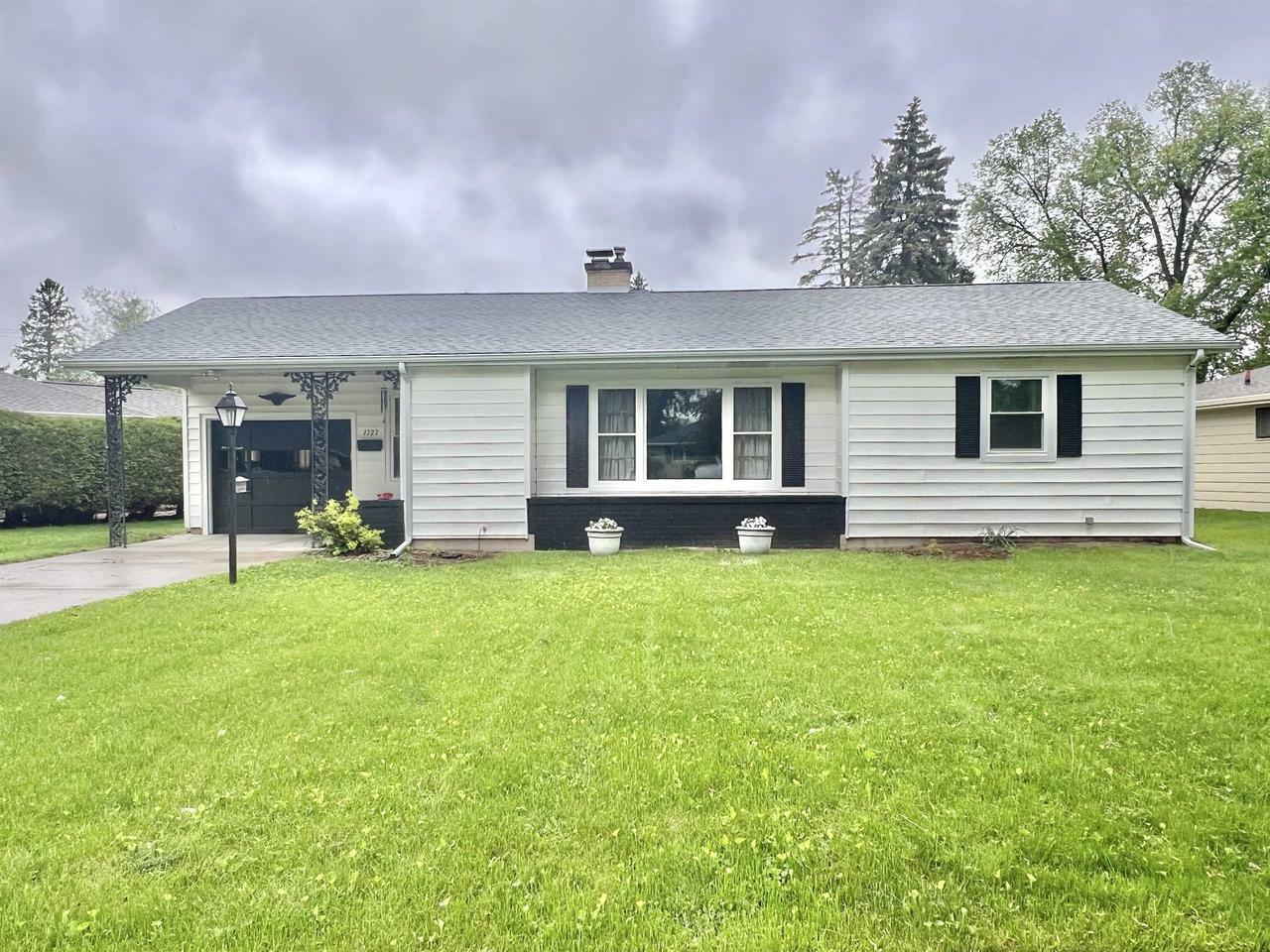 Property Photo:  1727 West Rugby Road  WI 53545 