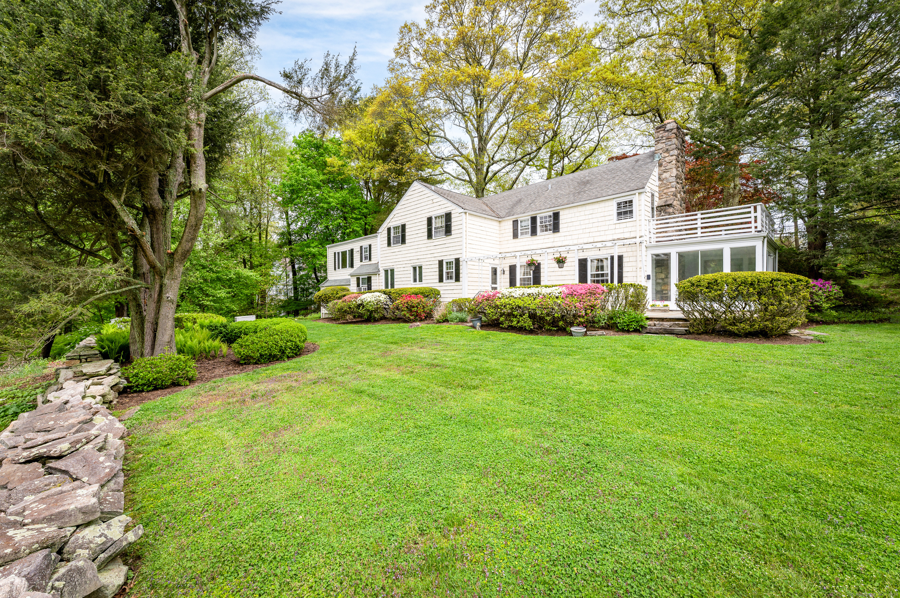 Property Photo:  182 West Hill Road  CT 06902 