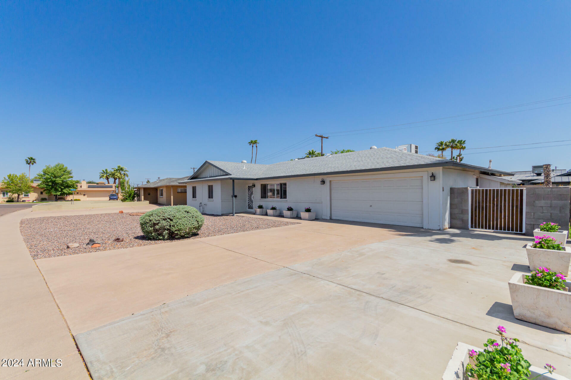 Property Photo:  8117 E Lewis Avenue  AZ 85257 