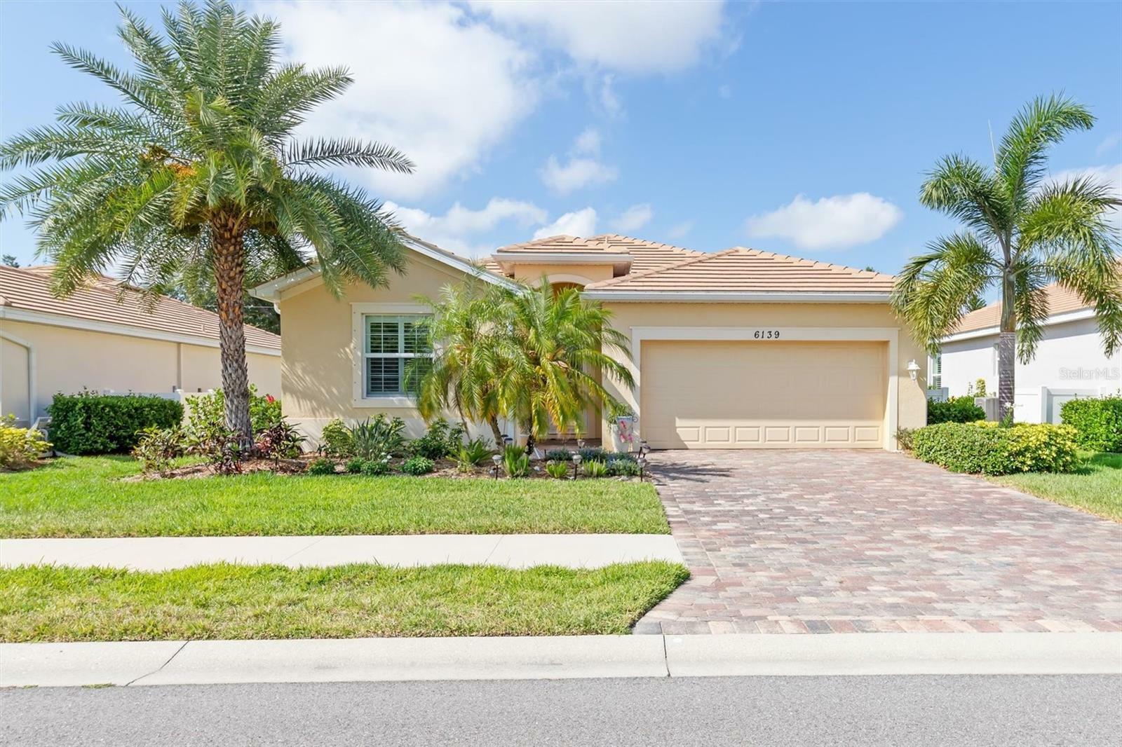 Property Photo:  6139 Grand Cypress Boulevard  FL 34287 