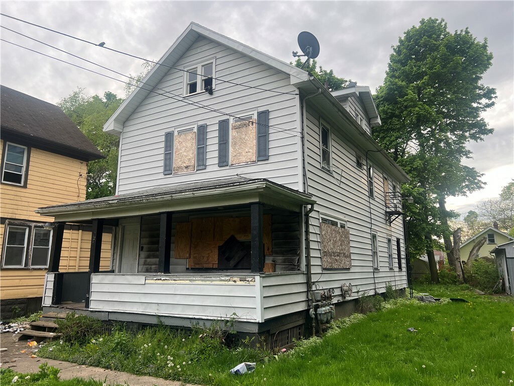 Property Photo:  287 6th Street  NY 14605 