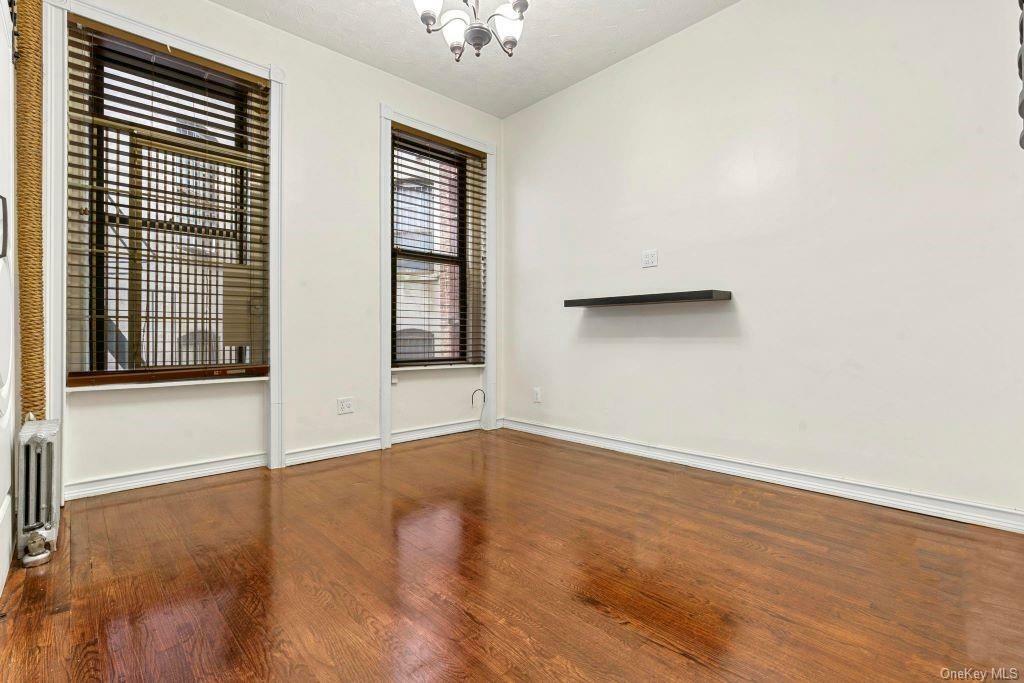 Property Photo:  943 Amsterdam Avenue 3R  NY 10025 