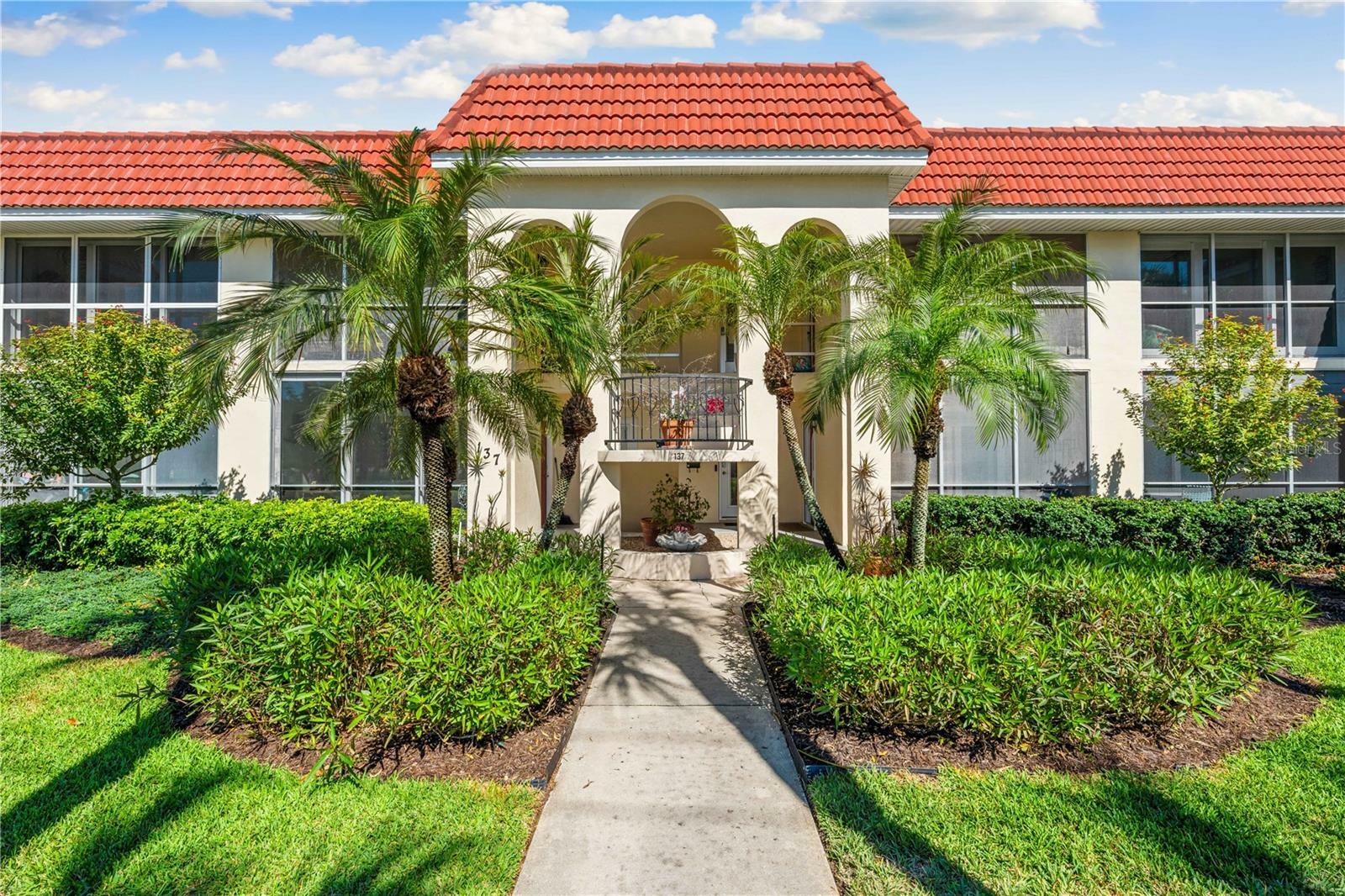 Property Photo:  137 Avenida Messina 2  FL 34242 