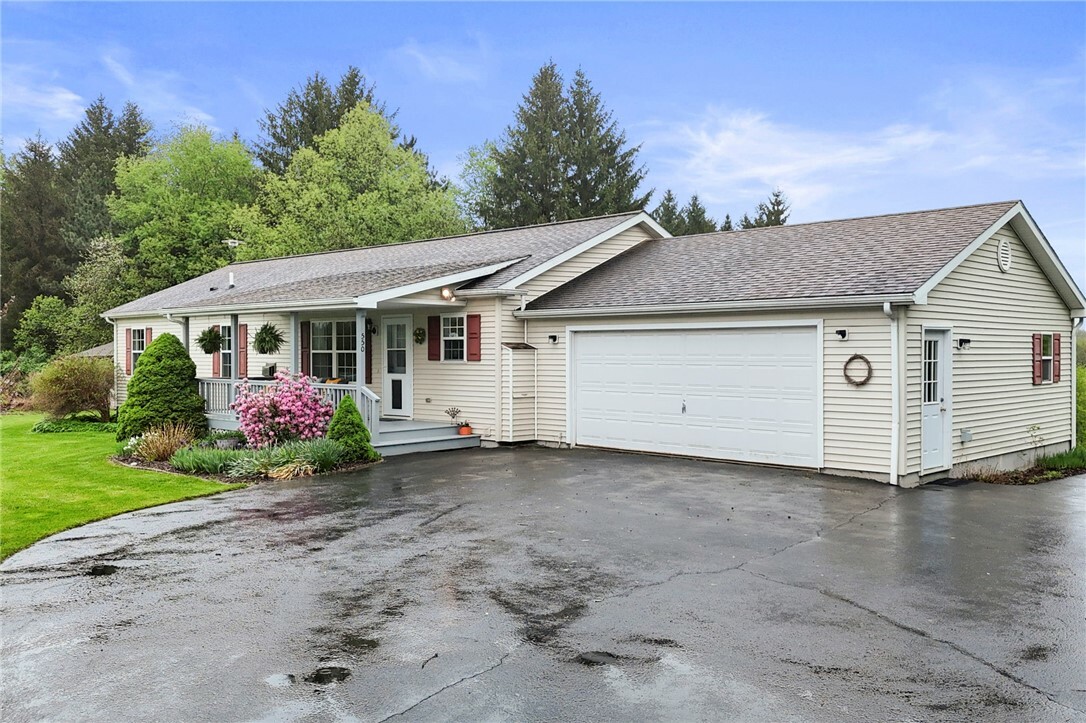 Property Photo: 550 North Road NY 13068
