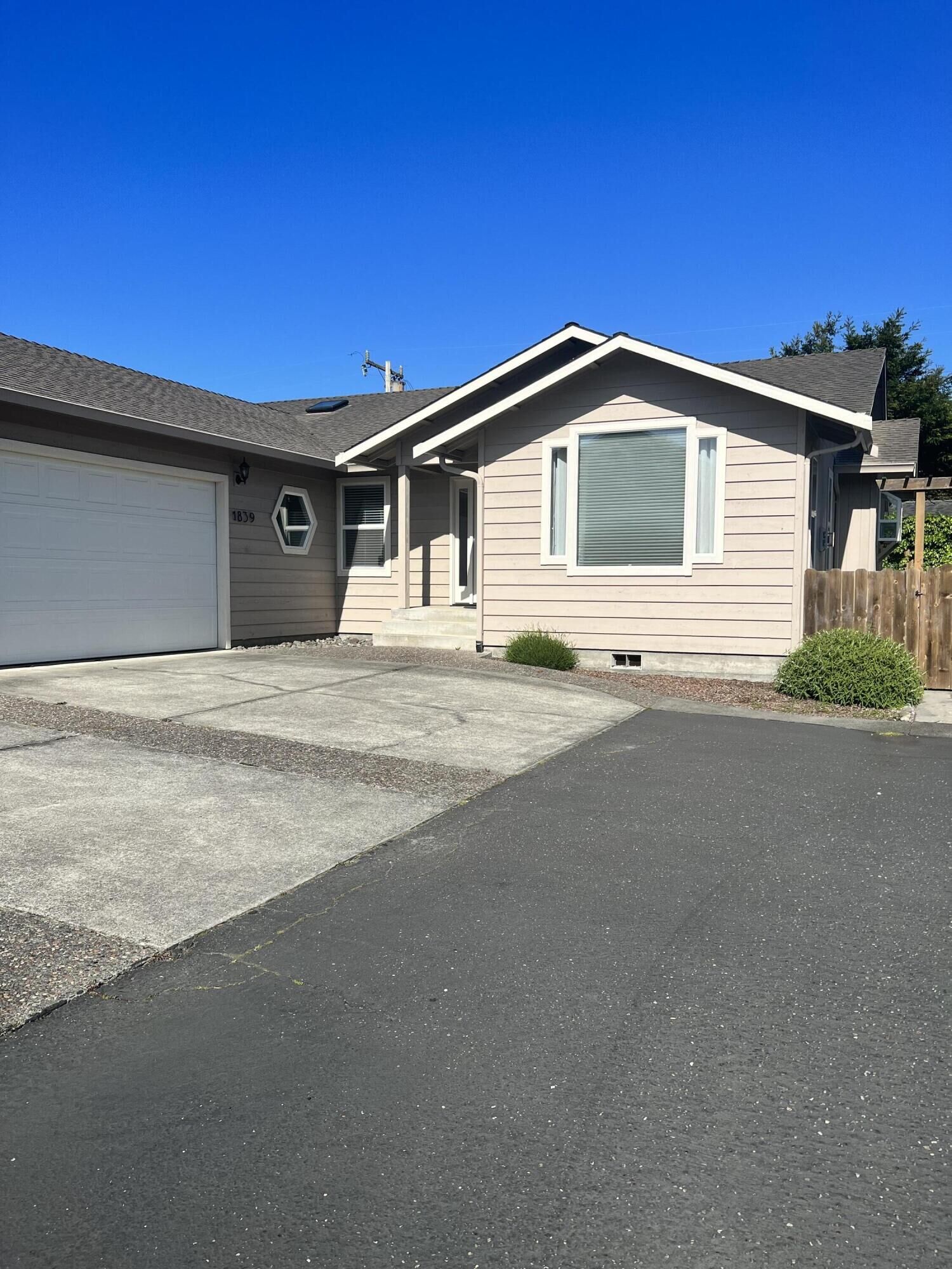 Property Photo:  1839 Montecito Way  CA 95501 