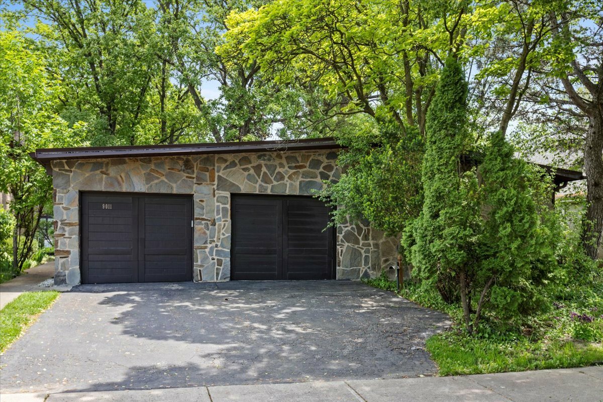 Property Photo:  9011 Kildare Avenue  IL 60076 