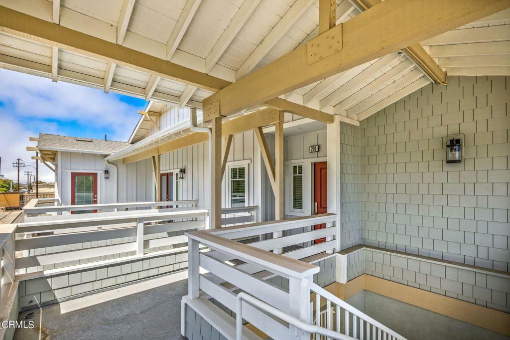 Property Photo:  305 North F St 201  CA 93030 