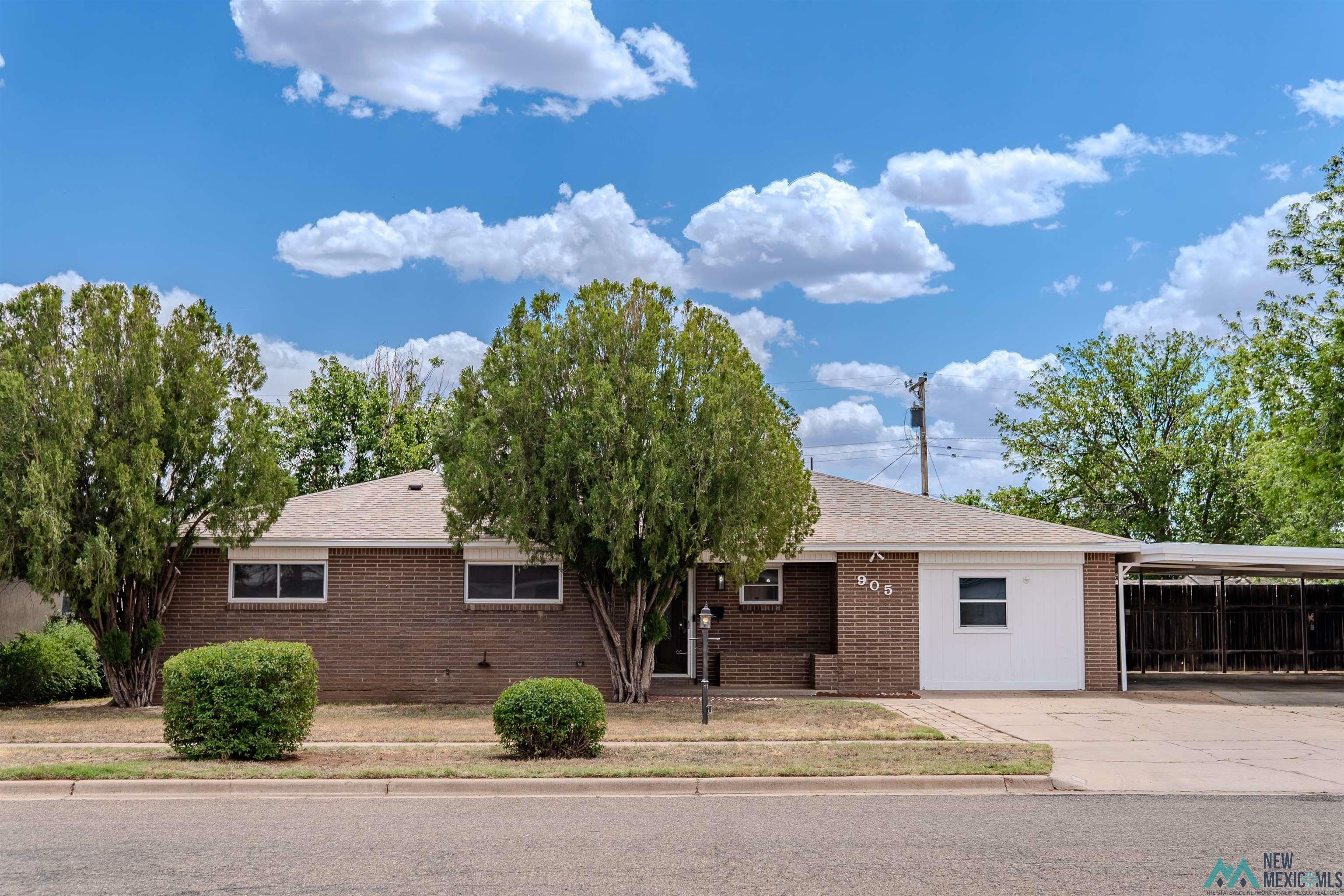 Property Photo:  905 Kathie Drive  NM 88101 