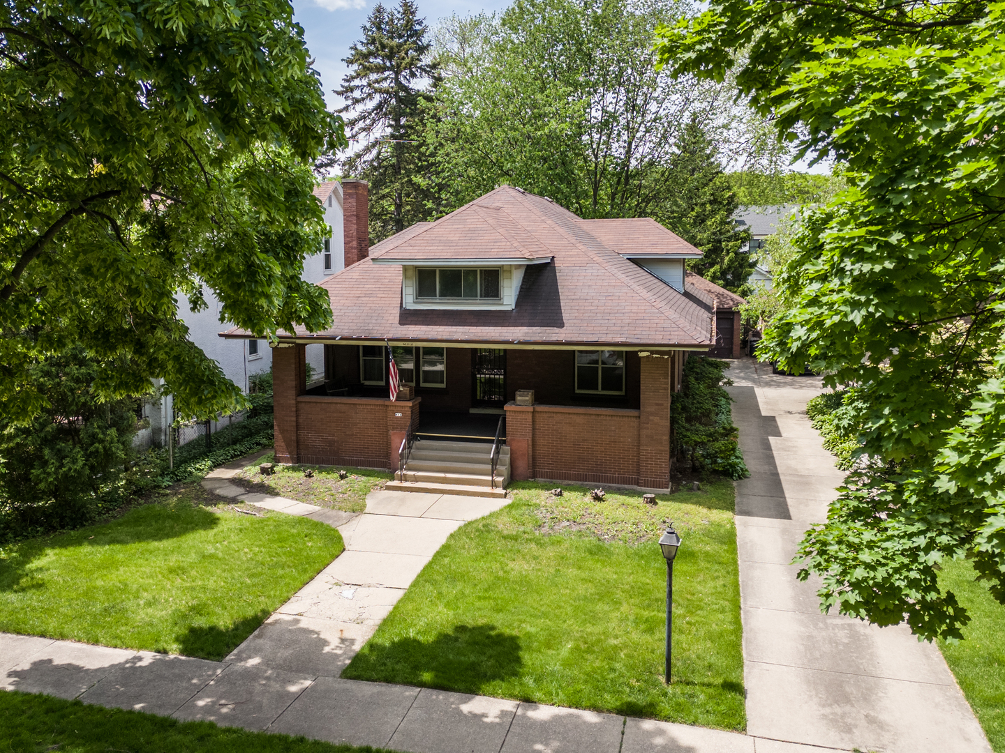 Property Photo:  614 Monroe Avenue  IL 60305 