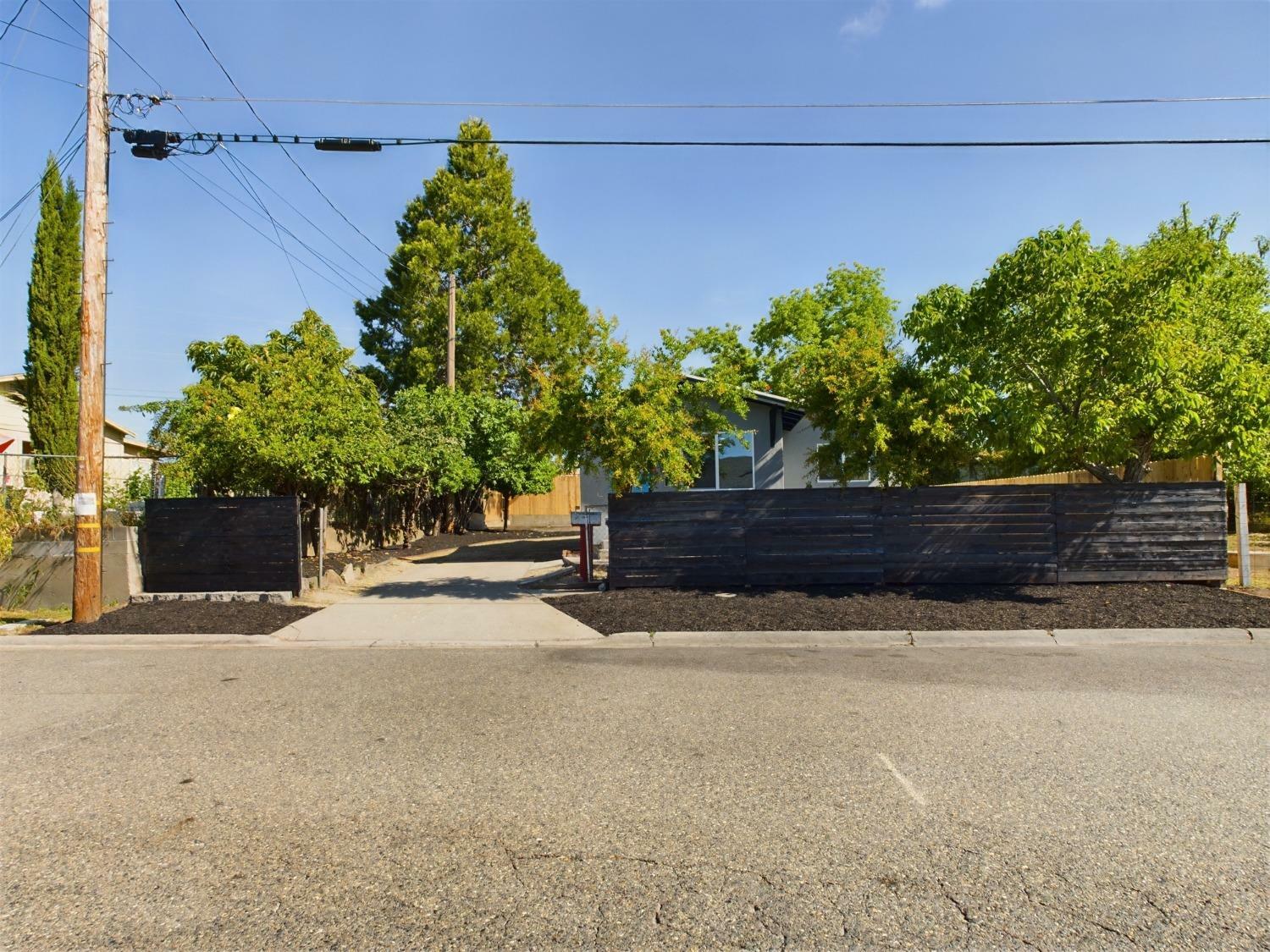 Property Photo:  430 5th Street  CA 95678 