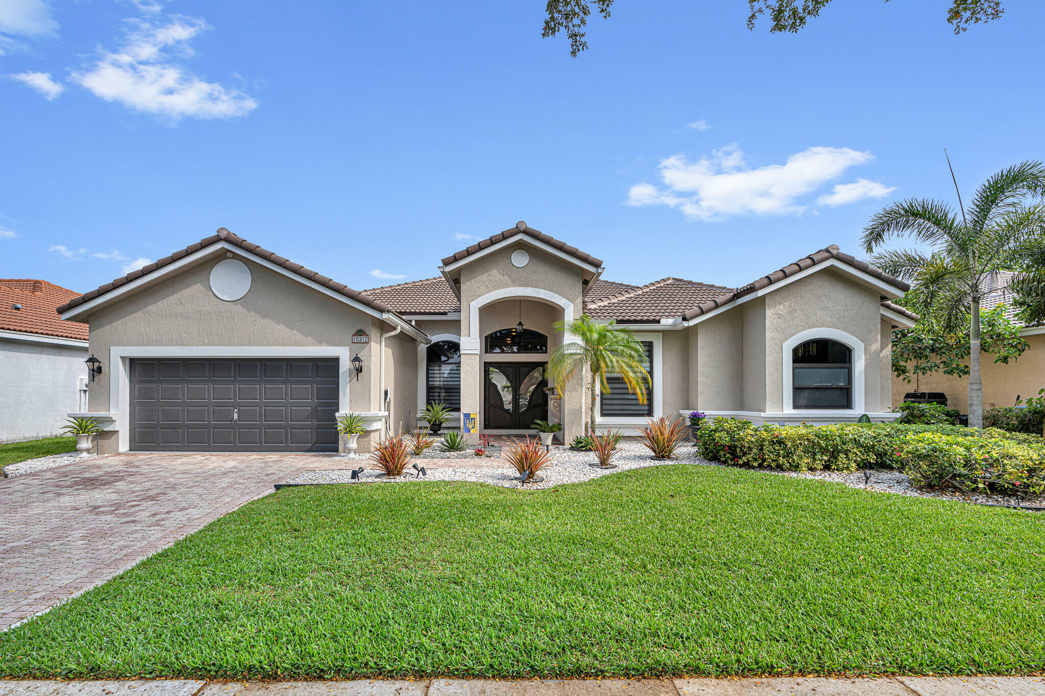 Property Photo:  10312 Lexington Estates Boulevard  FL 33428 