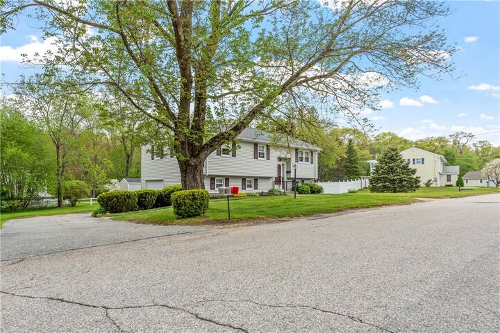 2 Deborah Avenue  North Smithfield RI 02896 photo