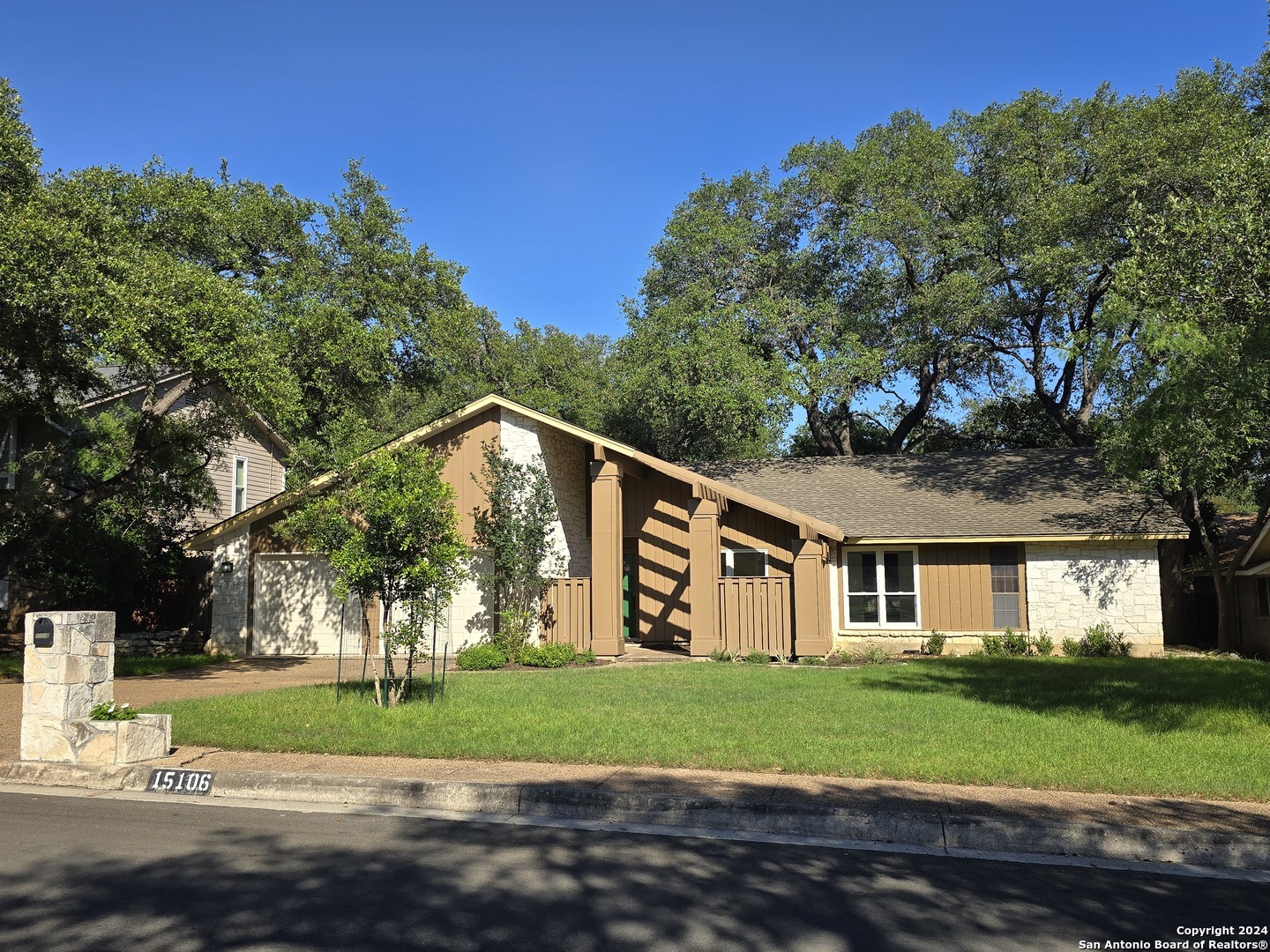Property Photo: 15106 Morning Tree St TX 78232