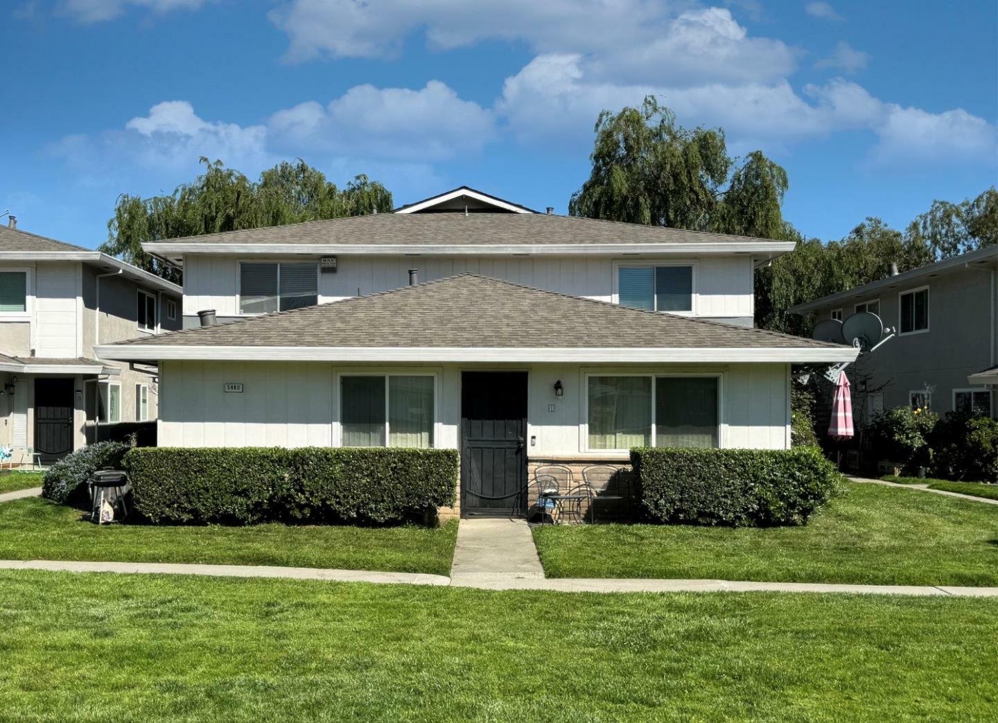 Property Photo: 5480 Tyhurst Walkway 1 CA 95123