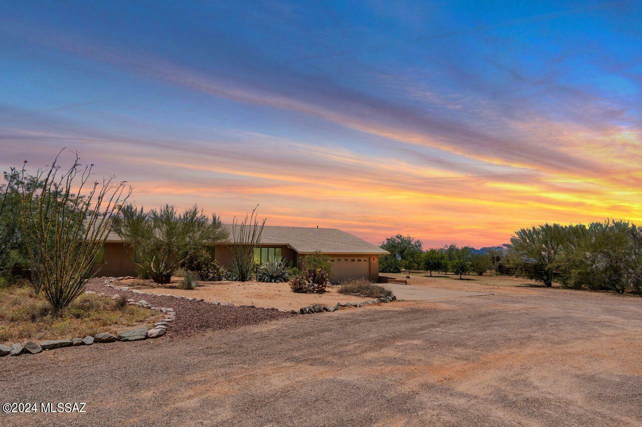 Property Photo:  16131 W Ridgemoor Avenue  AZ 85736 