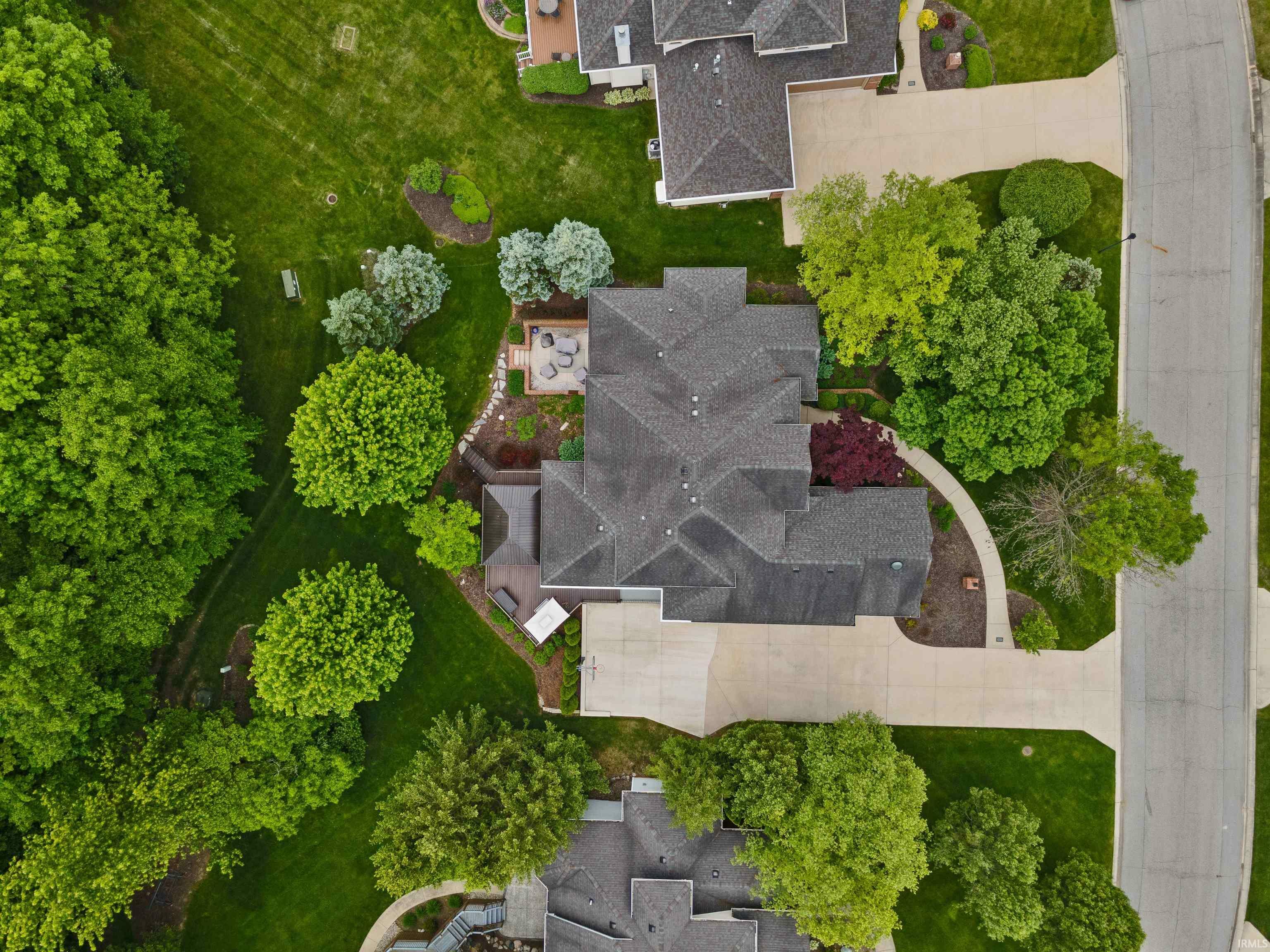 Property Photo: 13004 Garnet Hill IN 46845
