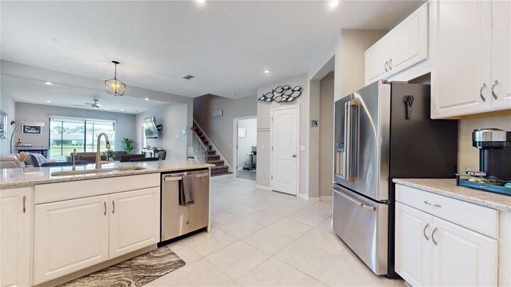 Property Photo:  5505 Summit Glen  FL 34203 