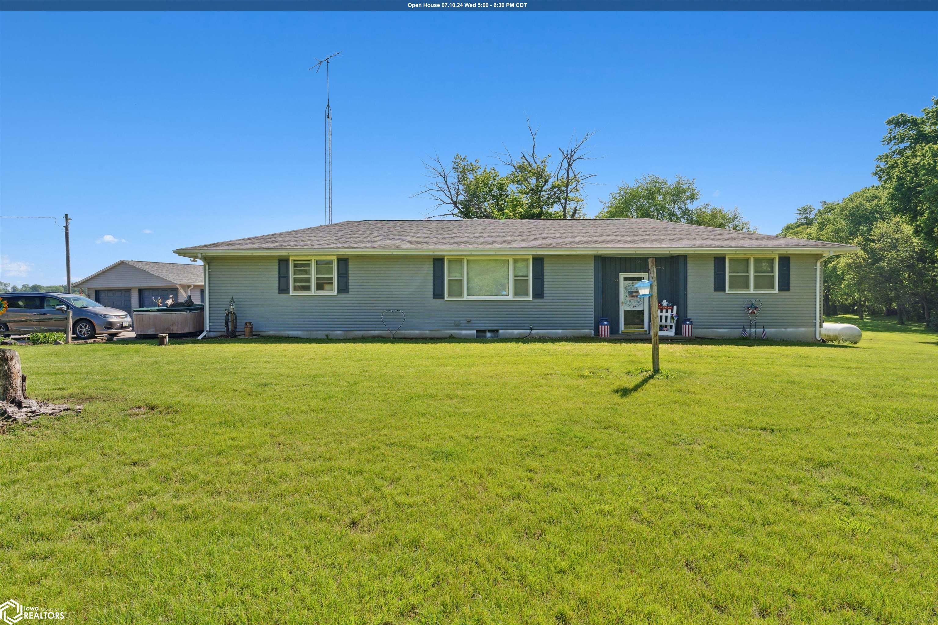 Property Photo:  14396 Skunk River Road  IA 52601 