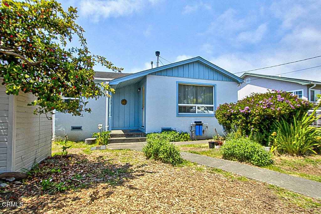 Property Photo:  559 S Harold Street  CA 95437 