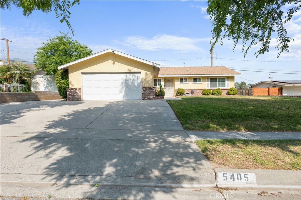 Property Photo:  5405 N Mayfield Avenue  CA 92407 