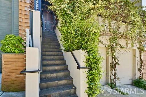 Property Photo:  1275 Lombard Street  CA 94109 