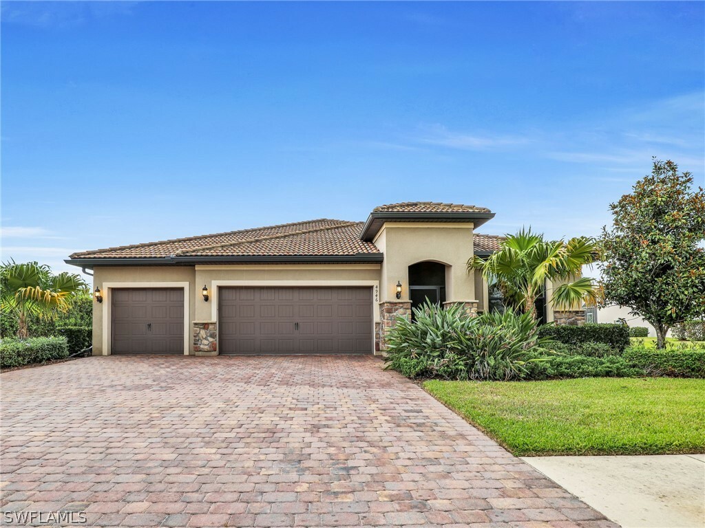 Property Photo:  4946 Seton Way  FL 34142 