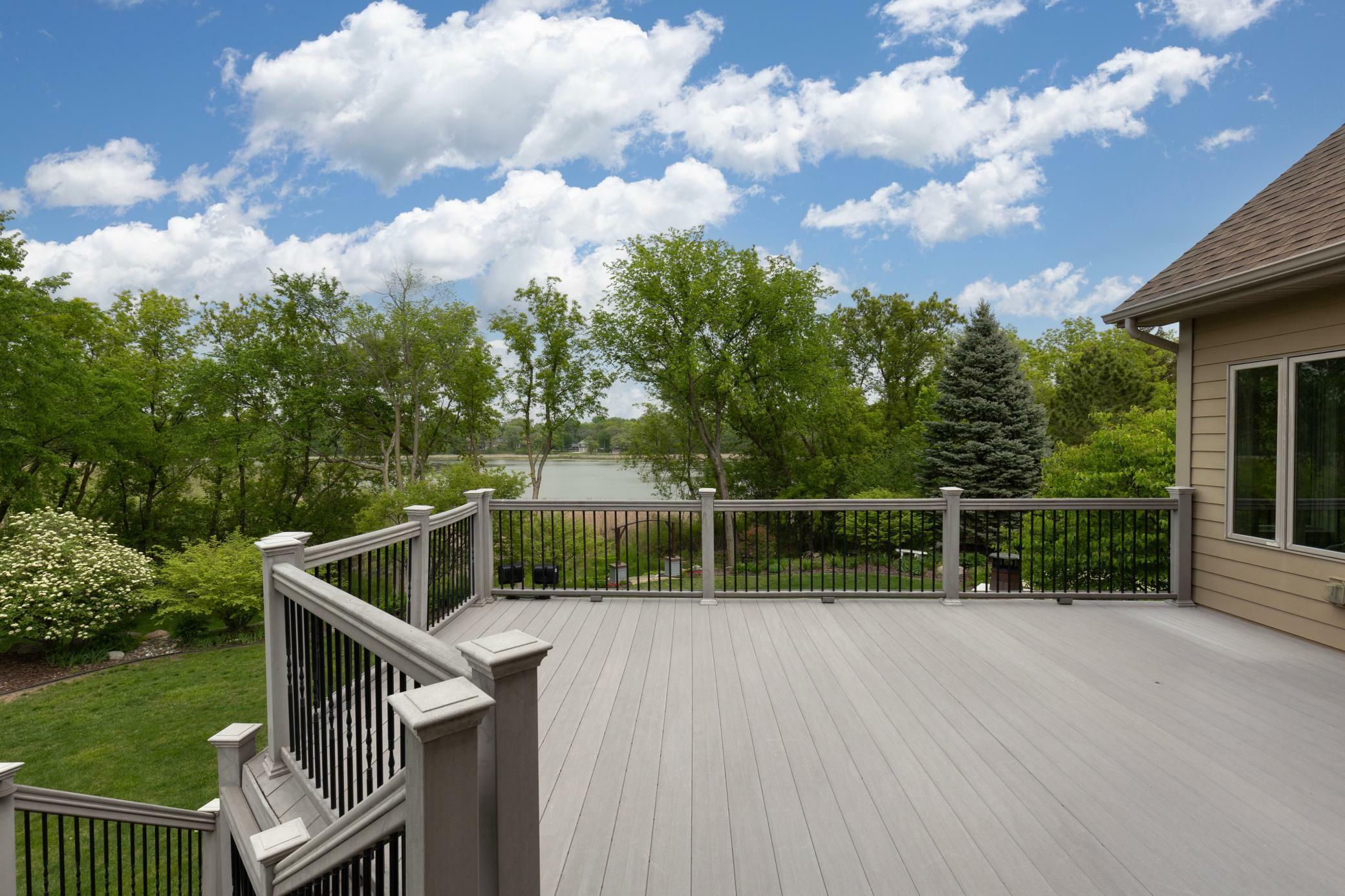 Property Photo:  8640 Kelzer Pond Drive  MN 55386 