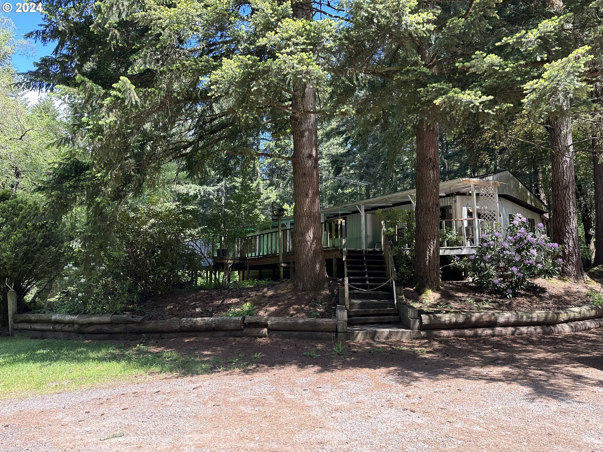 Property Photo:  1303 NE 304th Ave  WA 98671 