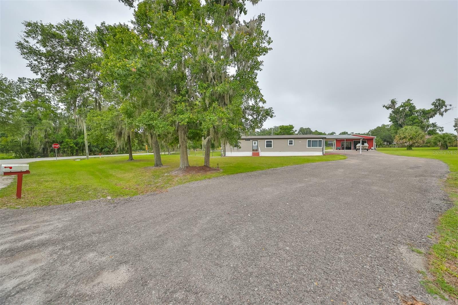 Property Photo:  6129 Forest Lane  FL 33811 