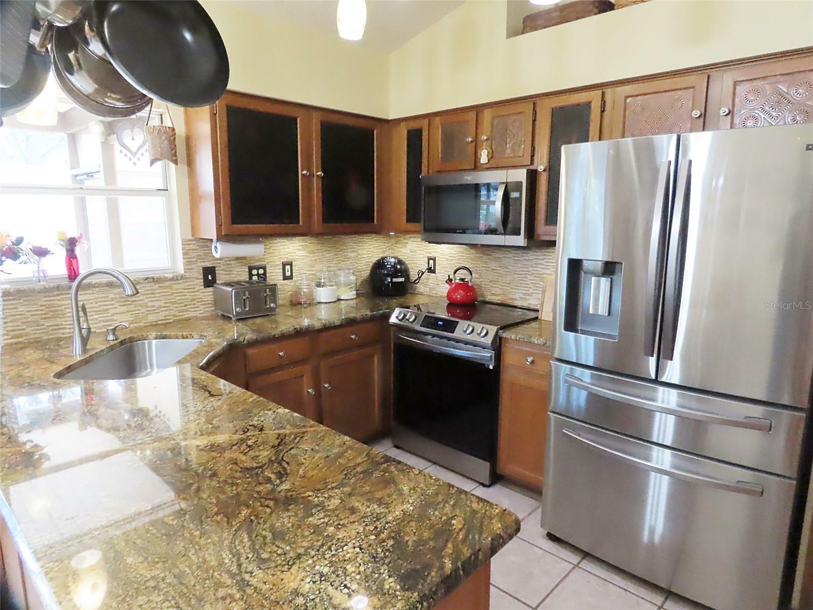 Property Photo:  109 N Bristol Circle  FL 32773 