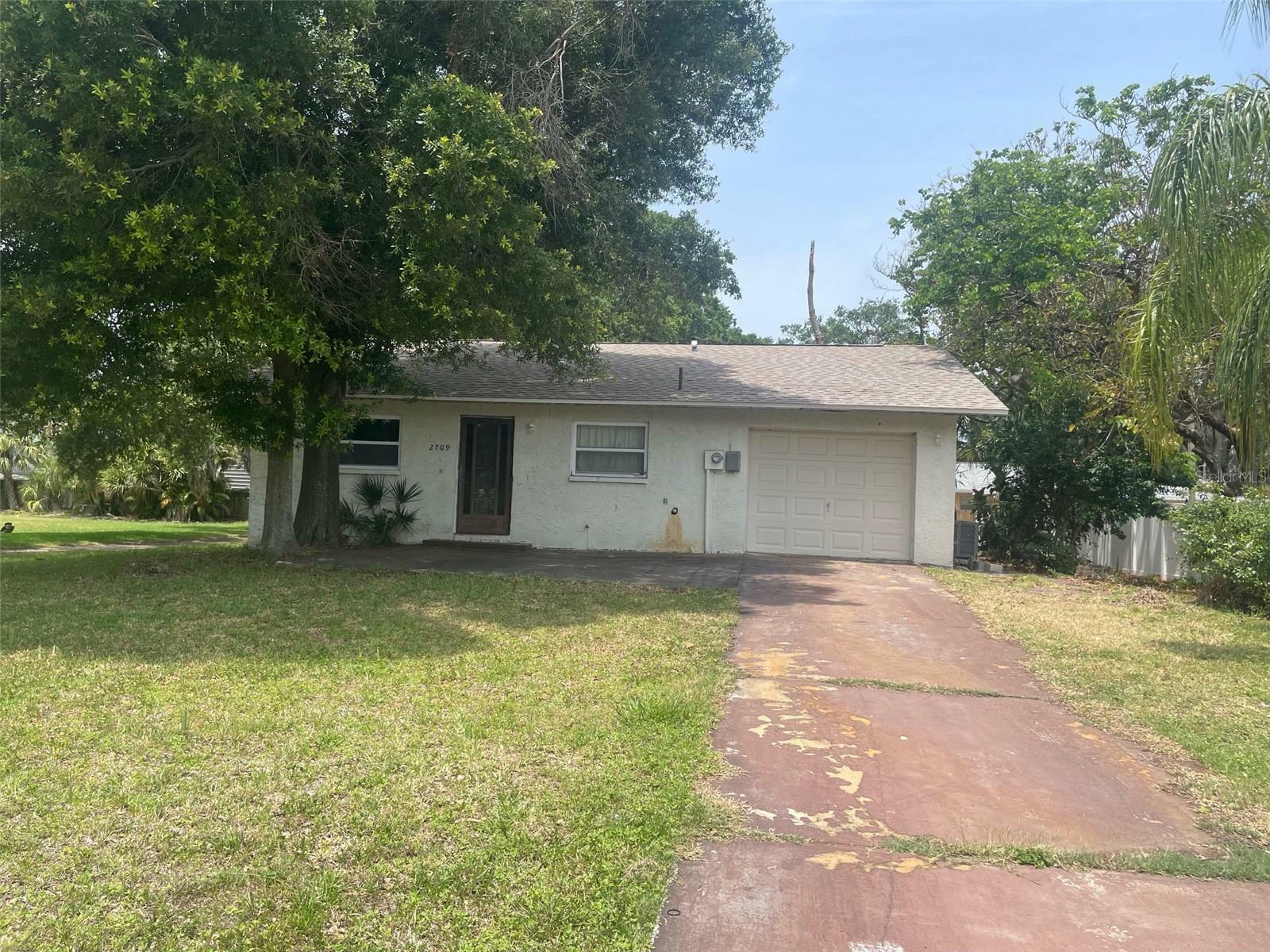 Property Photo:  2709 57th Street S  FL 33707 