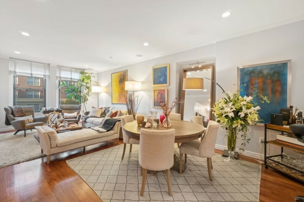 Property Photo: 4 Charlesgate East 202 MA 02215