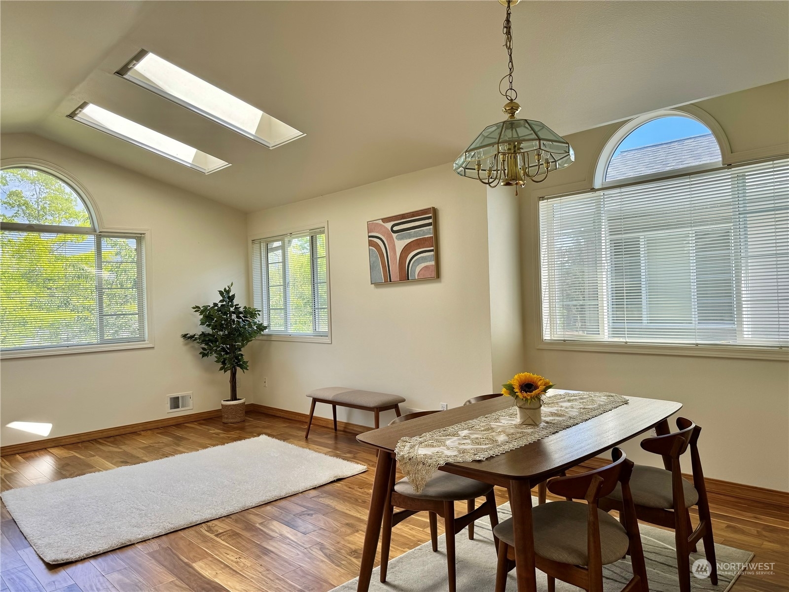 Property Photo:  507 W Kellogg Rd  WA 98226 