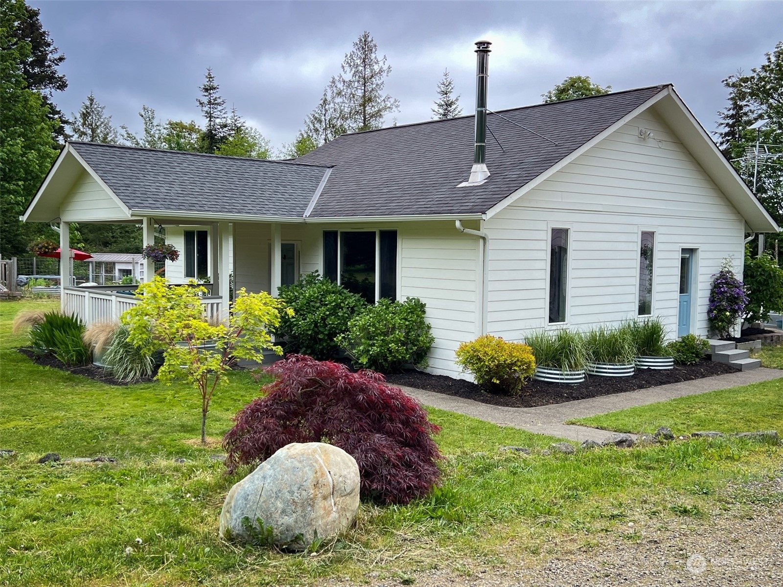 Property Photo:  222 Dena Lane  WA 98325 