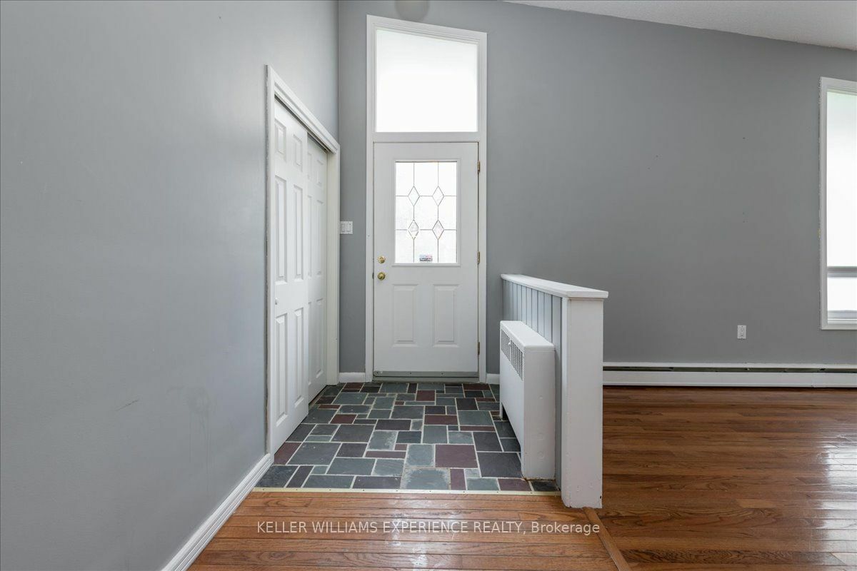 Property Photo:  46 Eugenia St  ON L4M 1P8 